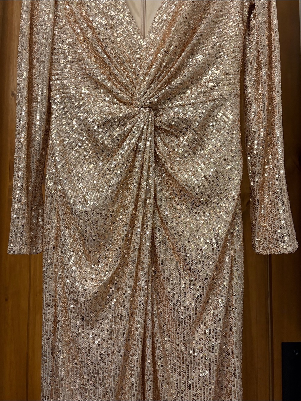 Mac Douggal 26549 Rose Sequined High Low Front Twist MIDI Size 6 NWT - Picture 3 of 10